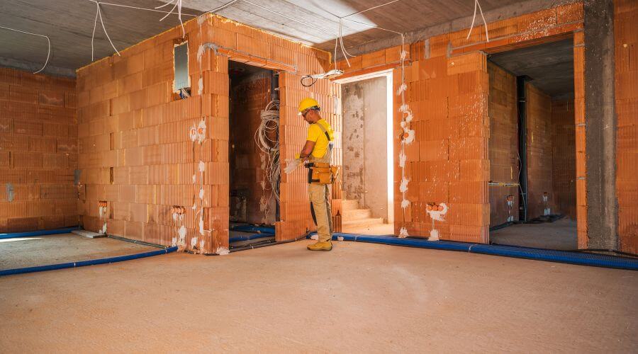 Professional residential roofers in Sledge, MS